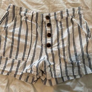 O’Neill women’s shorts